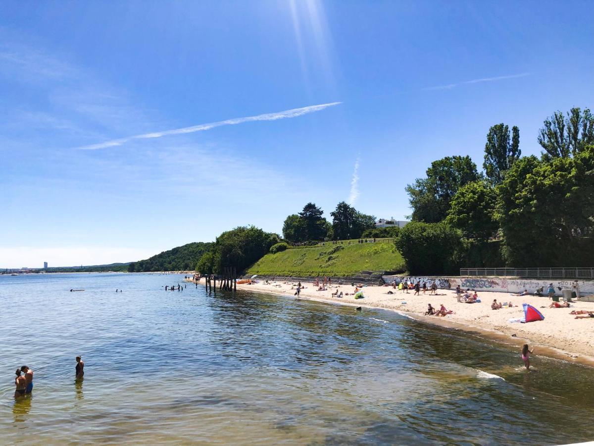 Pokoje Goscinne Przy Molo Gdynia Buitenkant foto